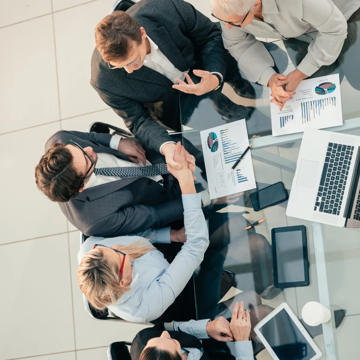 Kiedy wynająć krzesła w Warszawie i na co zwrócić uwagę?